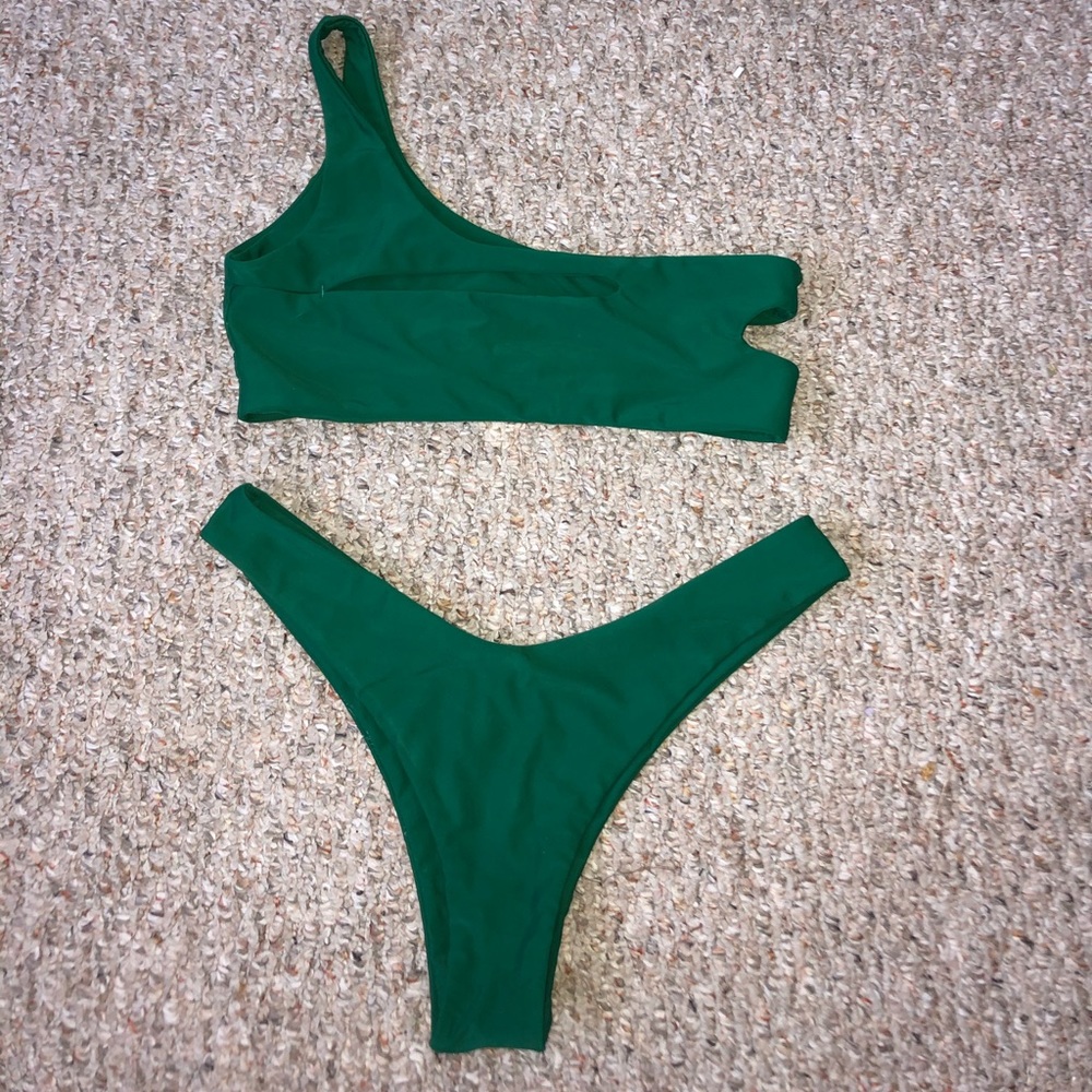 Green one shoulder bikini